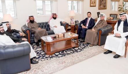 الوزير المبارك خلال لقاءه النواب 