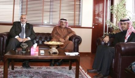 مدير عام الجنوبية يبحث احتياجات شركة التطوير المالكة لفندق "توليب إن"