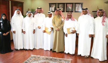 بلدية المنطقة الجنوبية تكرم متقاعديها