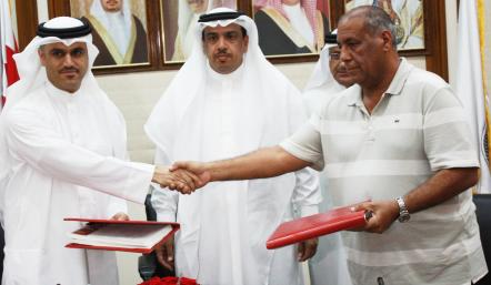 بلدية المنطقة الجنوبية توقع عقد النظافة مع شركة سفنكس AMA -INTERNATIONAL