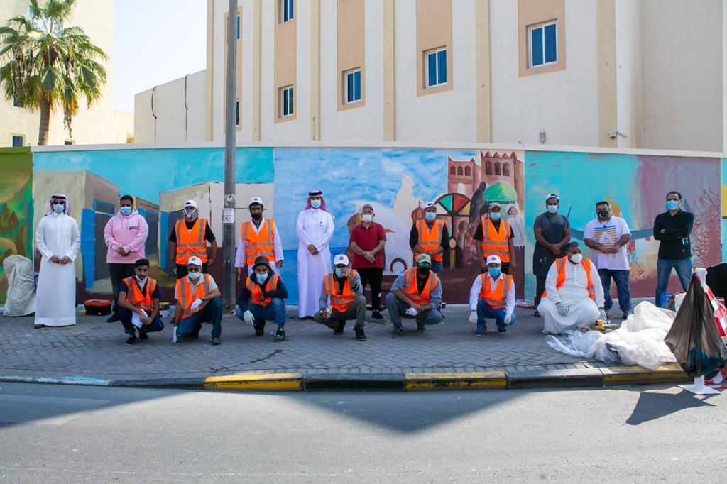 أكبر جدارية بمناسبة العيد الوطني