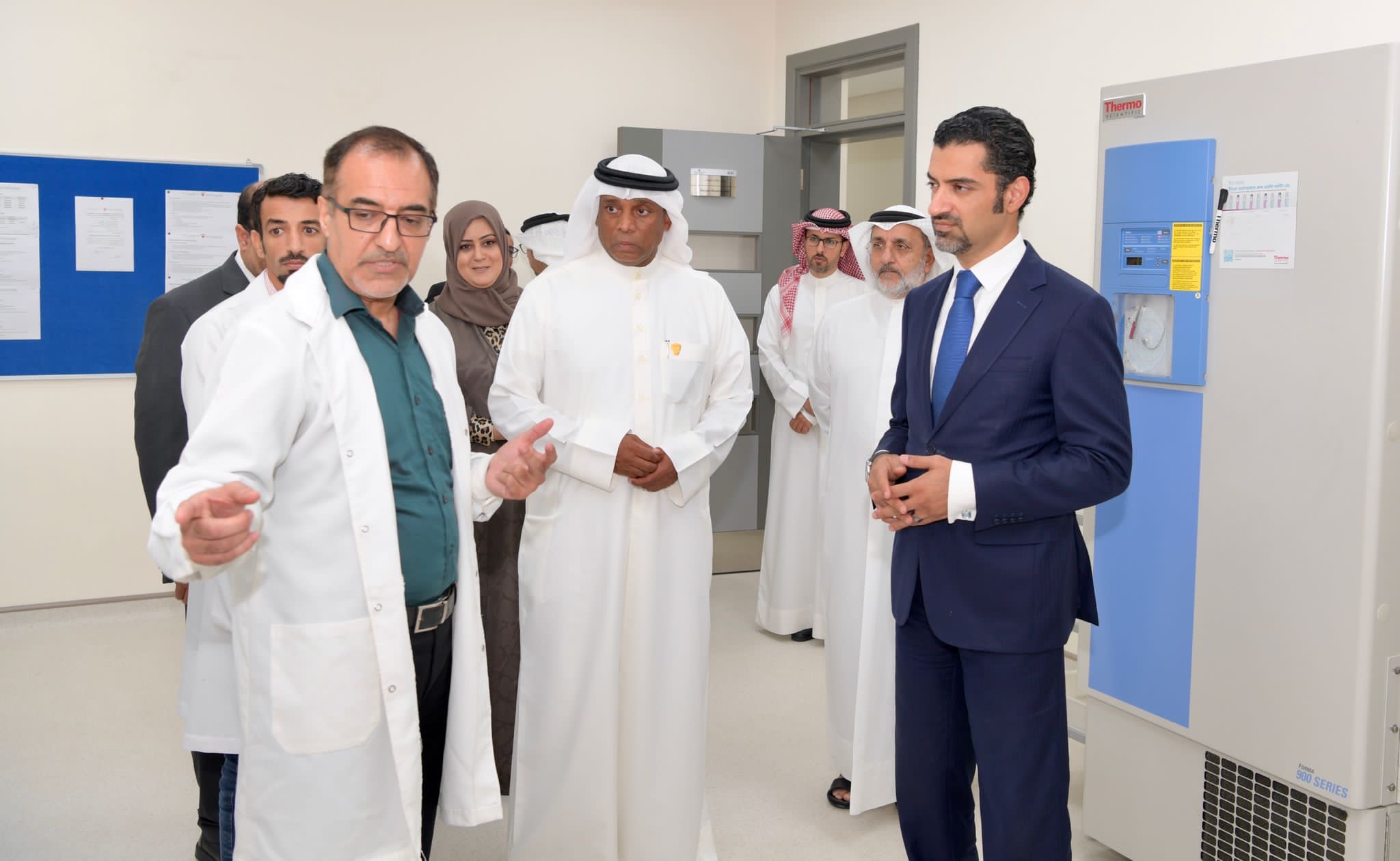 وزير &quot;البلديات&quot; يتفقد المركز الوطني للمختبرات الزراعية بهورة عالي