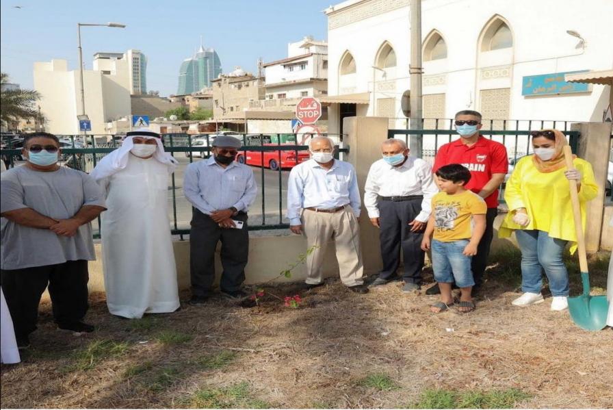 بلدية &quot;الجنوبية&quot; تقوم بحملة واسعة على المخالفات في سوق الرفاع