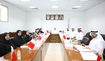 جانب من اجتماعات لجنة الخدمات والمرافق العامة