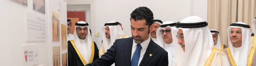 زار "شؤون البلديات" ودشَّن موقعها الإلكتروني وشهد توقيع 3 اتفاقيات.. معالي الشيخ خالد بن عبد الله: