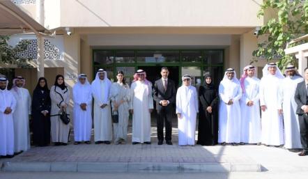 الوزير المبارك في صورة جماعية مع مجلس بلدي الشمالية 